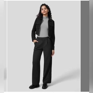 NWOT Halara Straight Leg Pleated Work Pants